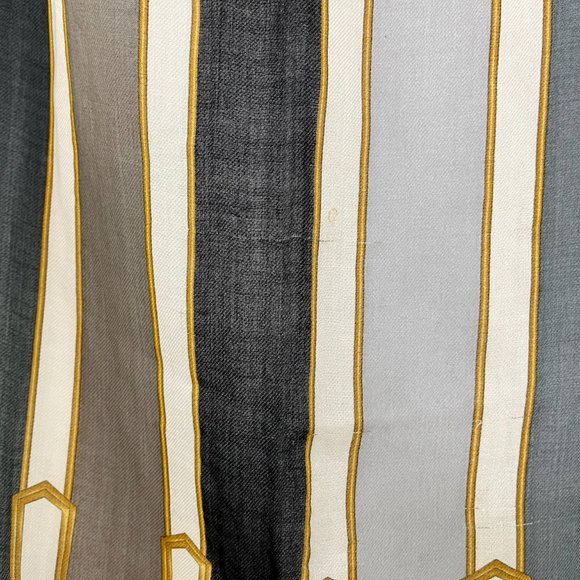 Sold on our website CHANEL Black Gray Cashmere Rectangular CC Logo Fringe Scarf - Picture 10 of 13